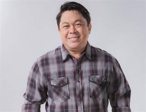 Dennis Padilla .